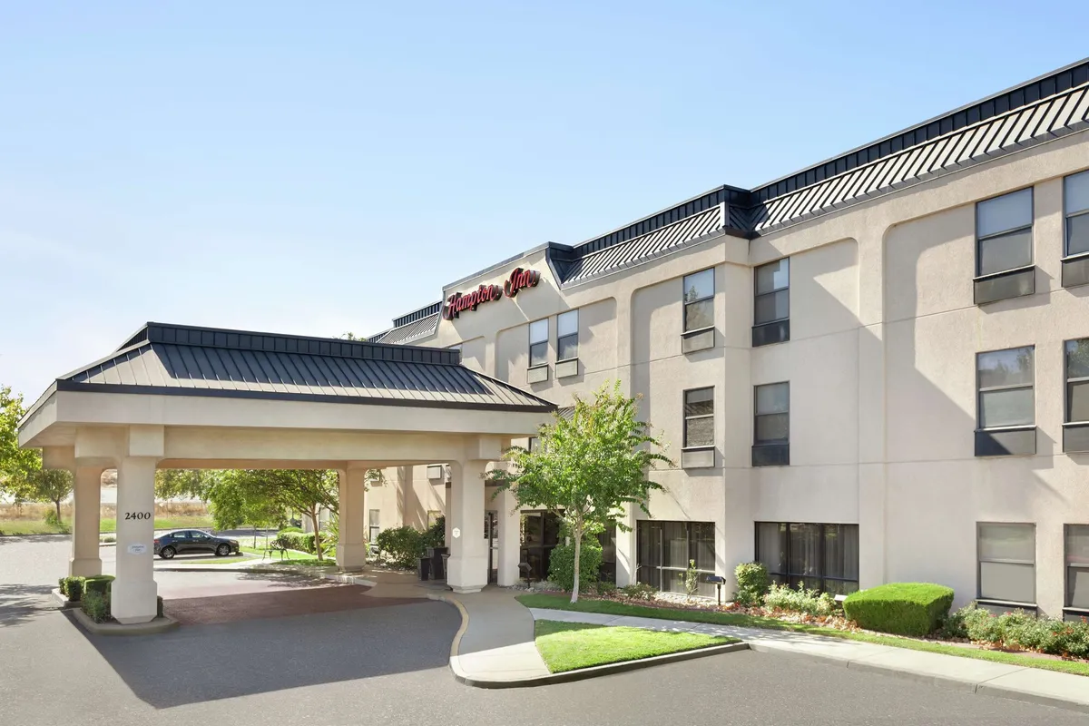Image of Hampton Inn Tracy