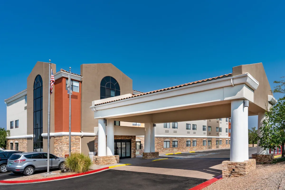 Image of Holiday Inn Express Hotel & Suites Albuquerque - North Balloon Fiesta Park by IHG