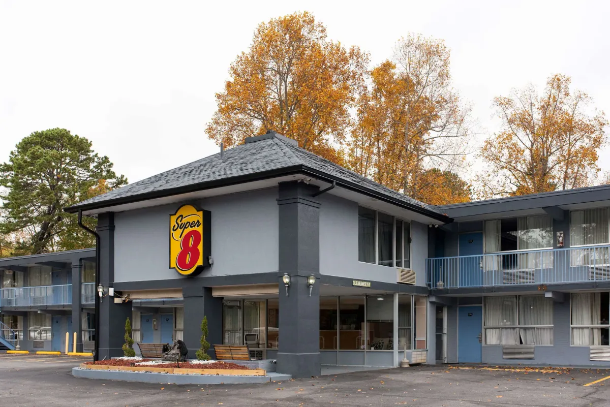 Image of Super 8 by Wyndham Black Mountain
