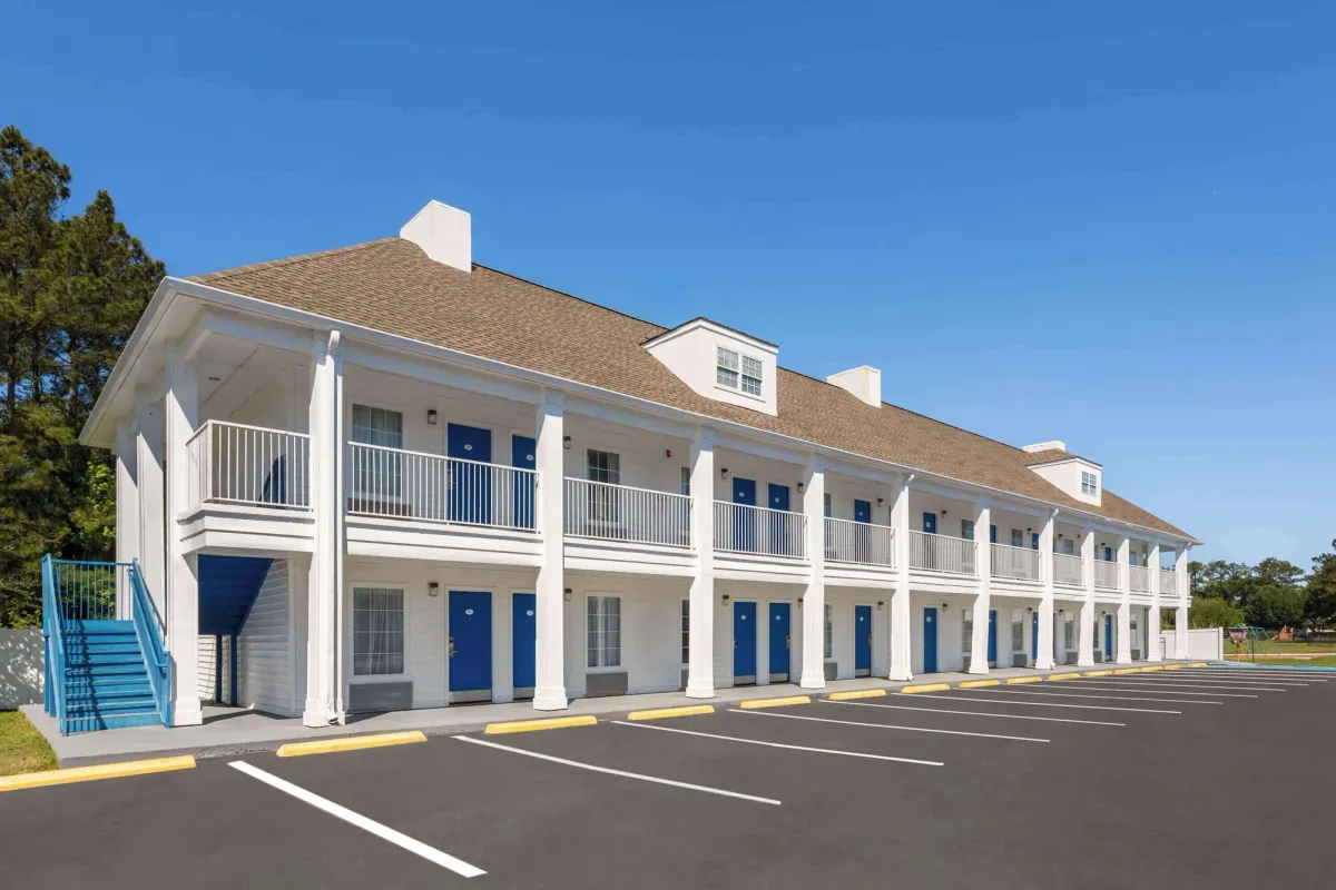 Image of Baymont by Wyndham Brunswick GA