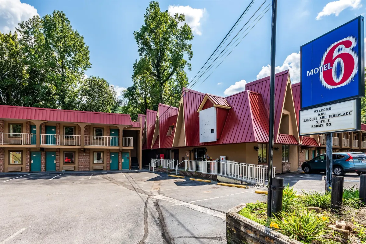 Image of Motel 6-Gatlinburg, TN - Smoky Mountains