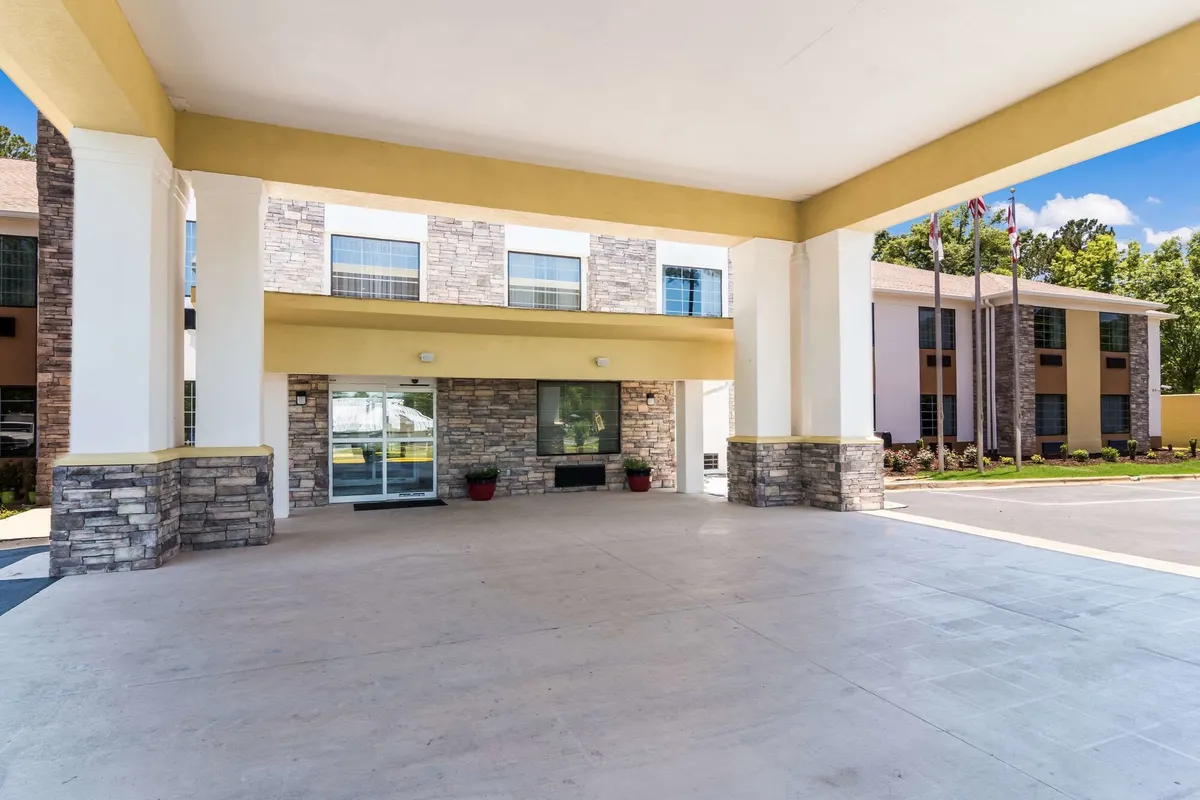 Image of Comfort Suites Eufaula North