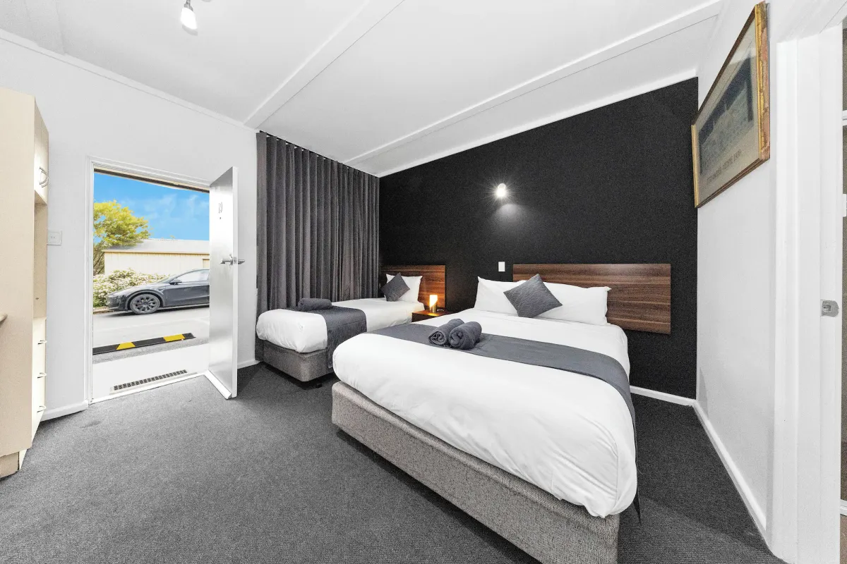 Image of Golden Hills Motel