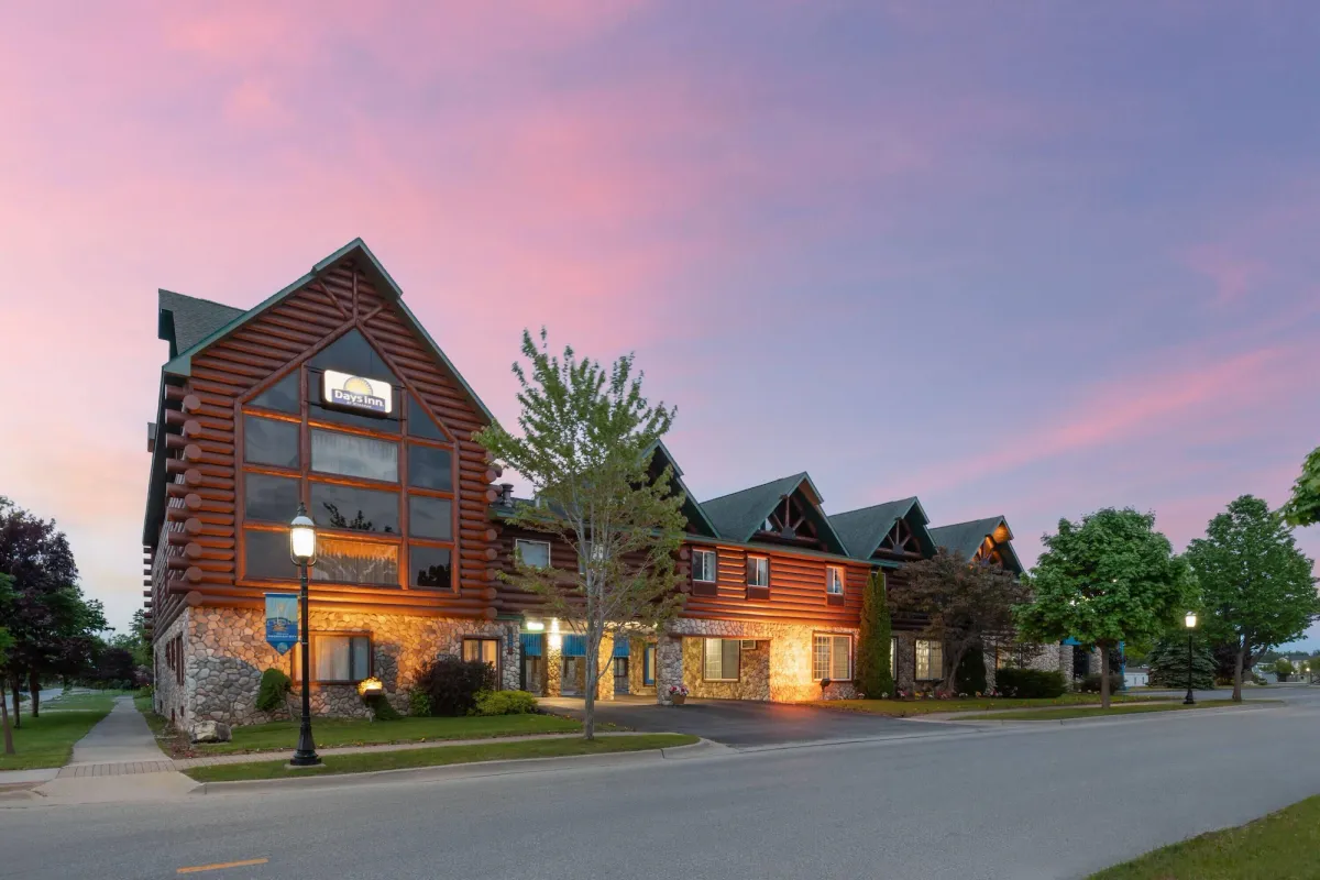 Image of Days Inn by Wyndham Mackinaw City - Bridgeview Area