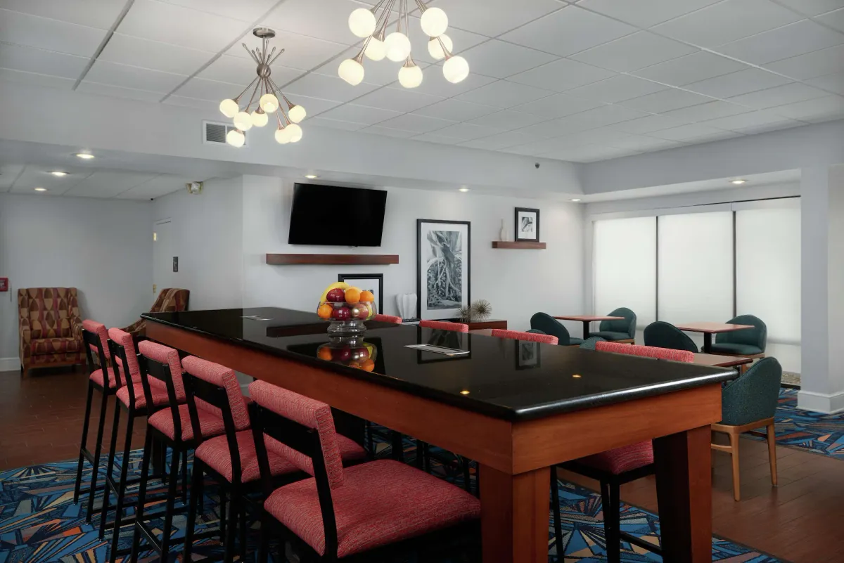 Image of Hampton Inn by Hilton Youngstown-West I-80