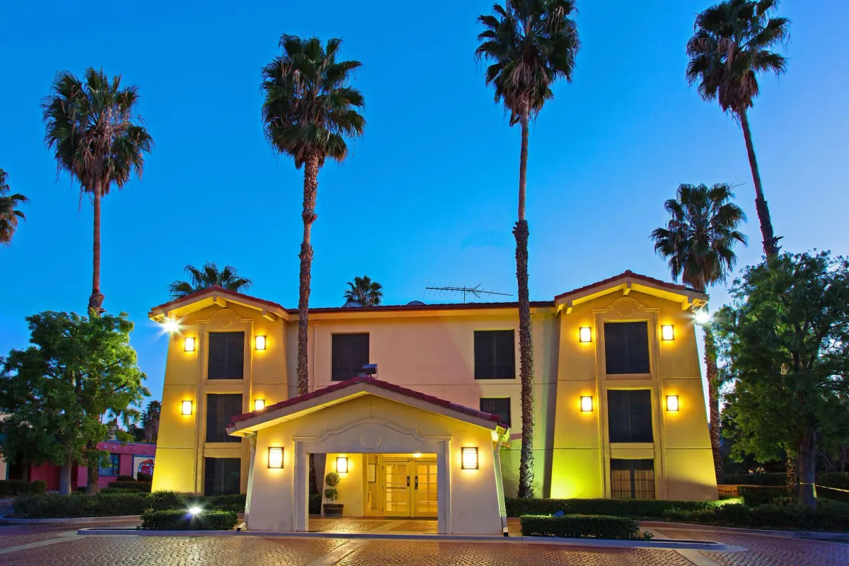 Image of Heritage Inn