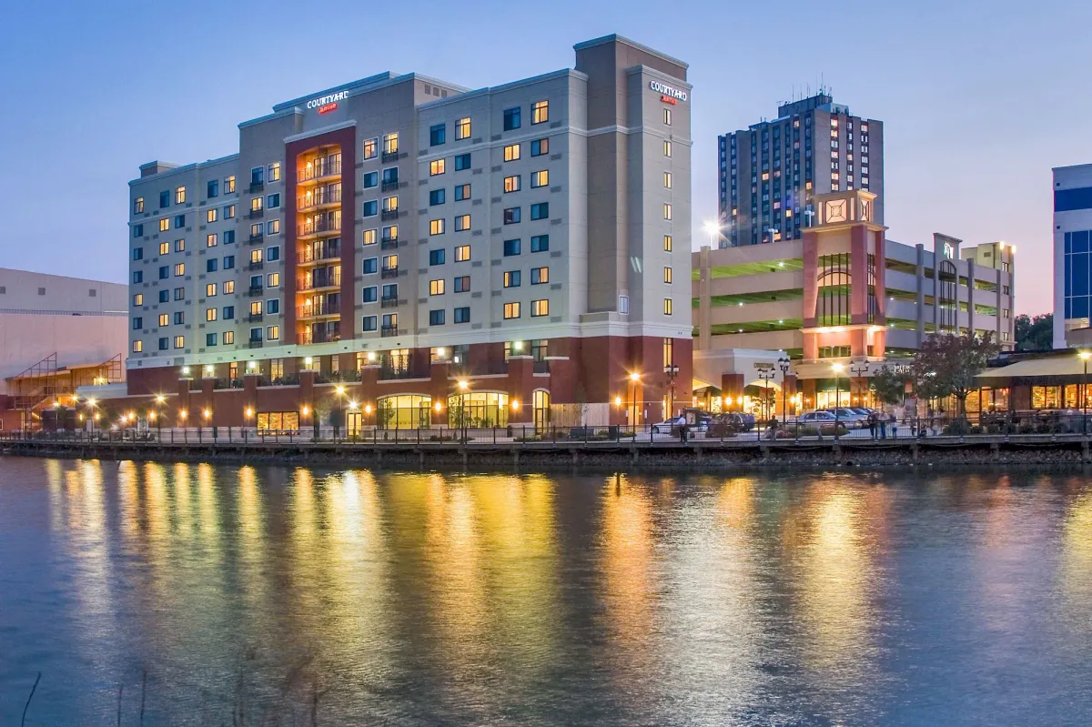 Image of Courtyard by Marriott Gaithersburg Washingtonian Center