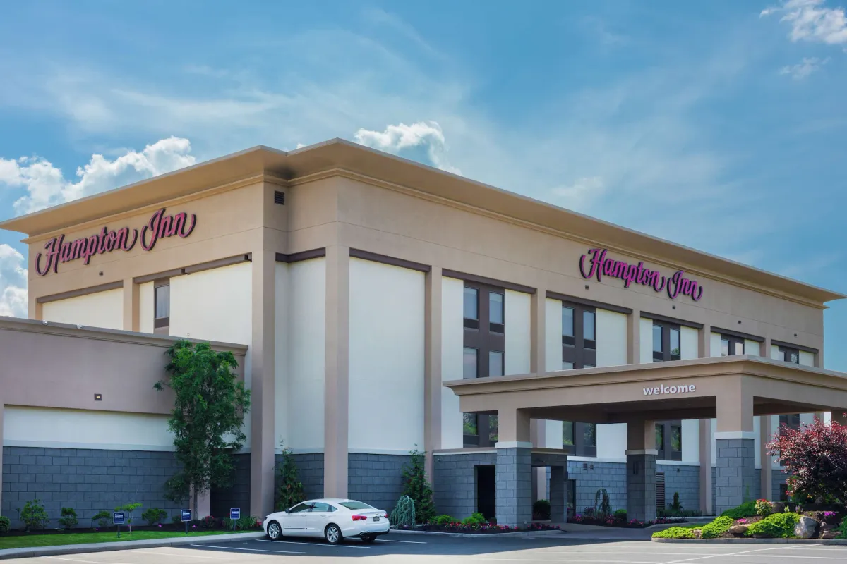 Image of Hampton Inn Bedford
