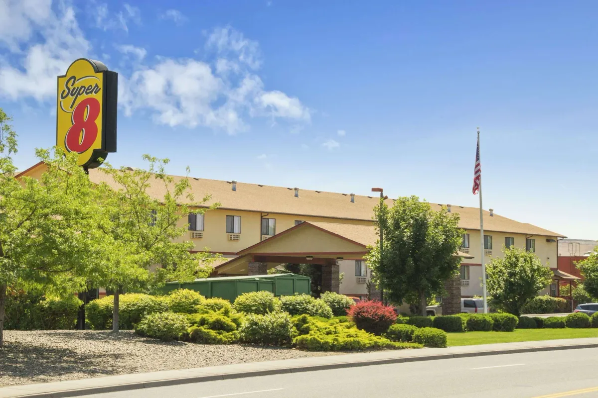 Image of Super 8 by Wyndham Kennewick