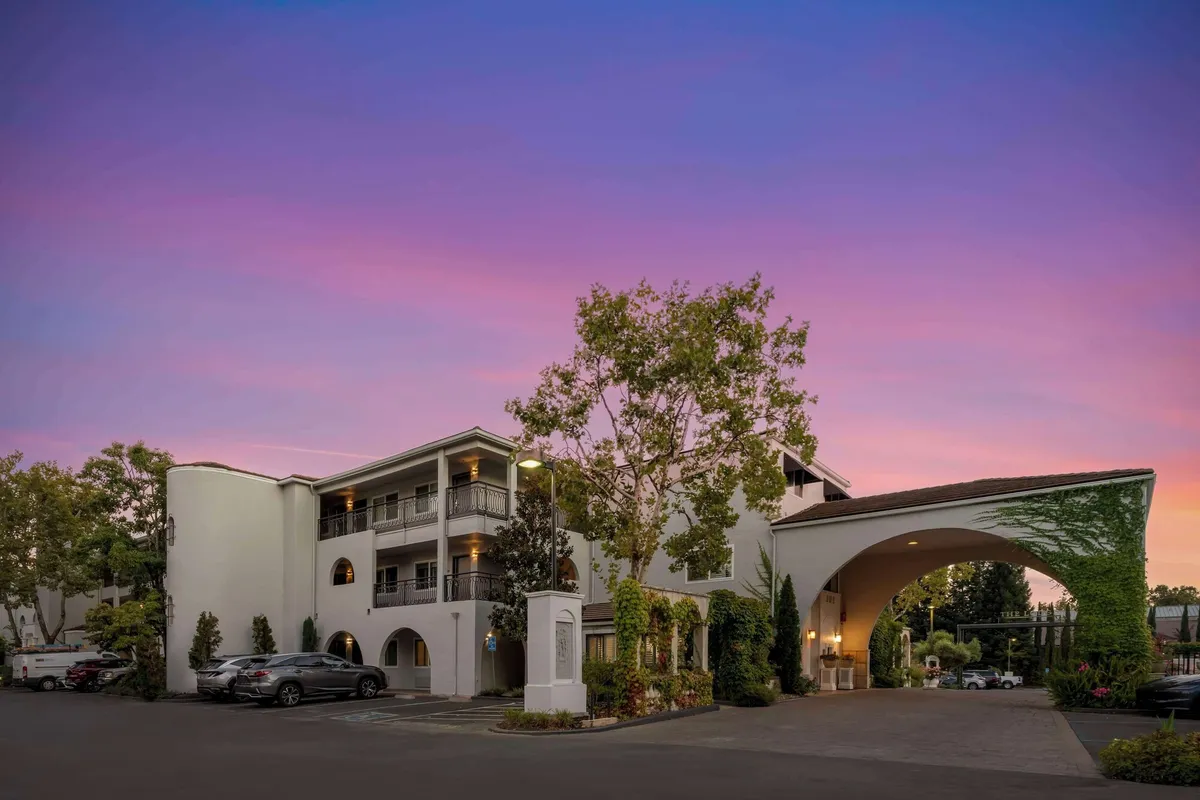 Image of Best Western Dry Creek Inn