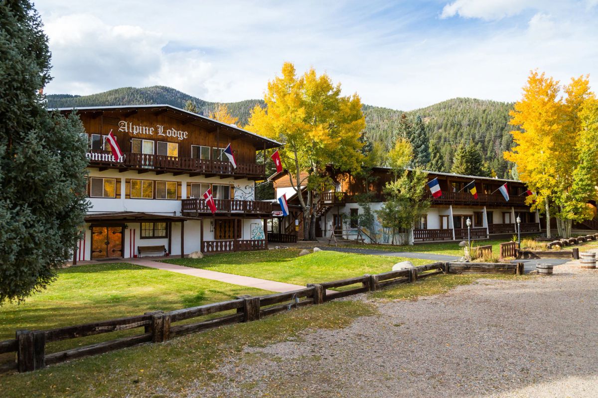 Image of Alpine Lodge Red River