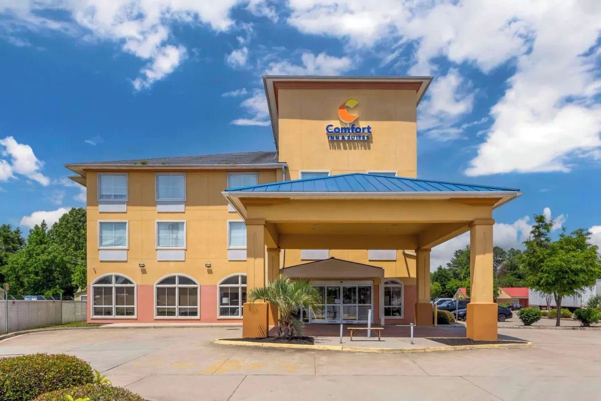 Image of Comfort Inn & Suites Chesapeake - Portsmouth