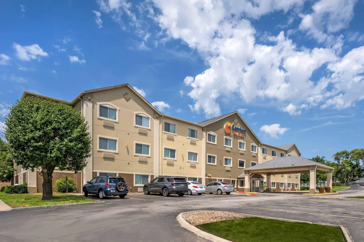 Image of Comfort Suites Omaha Northwest