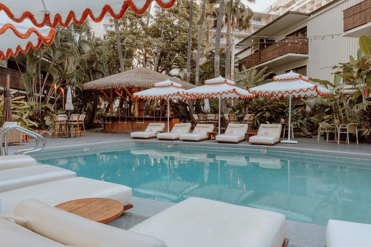 Image of White Sands Hotel
