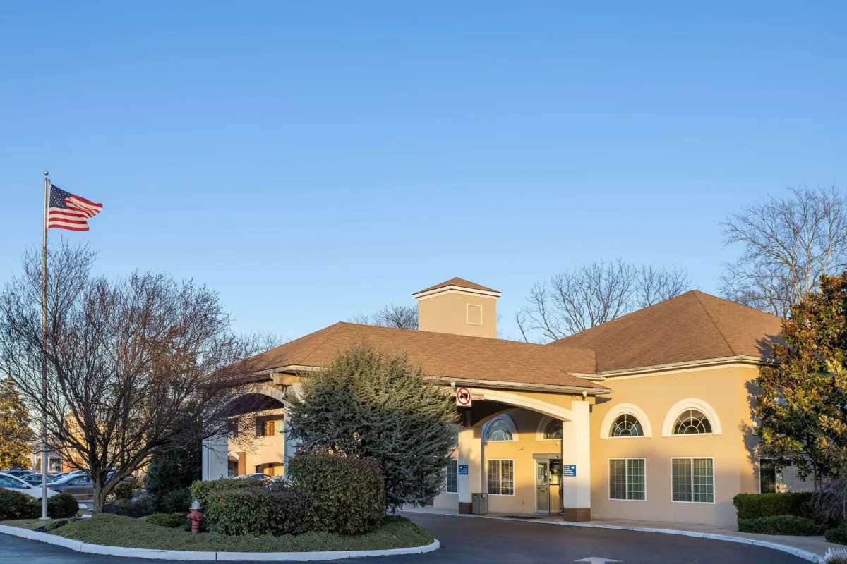 Image of Days Inn & Suites by Wyndham Cherry Hill - Philadelphia