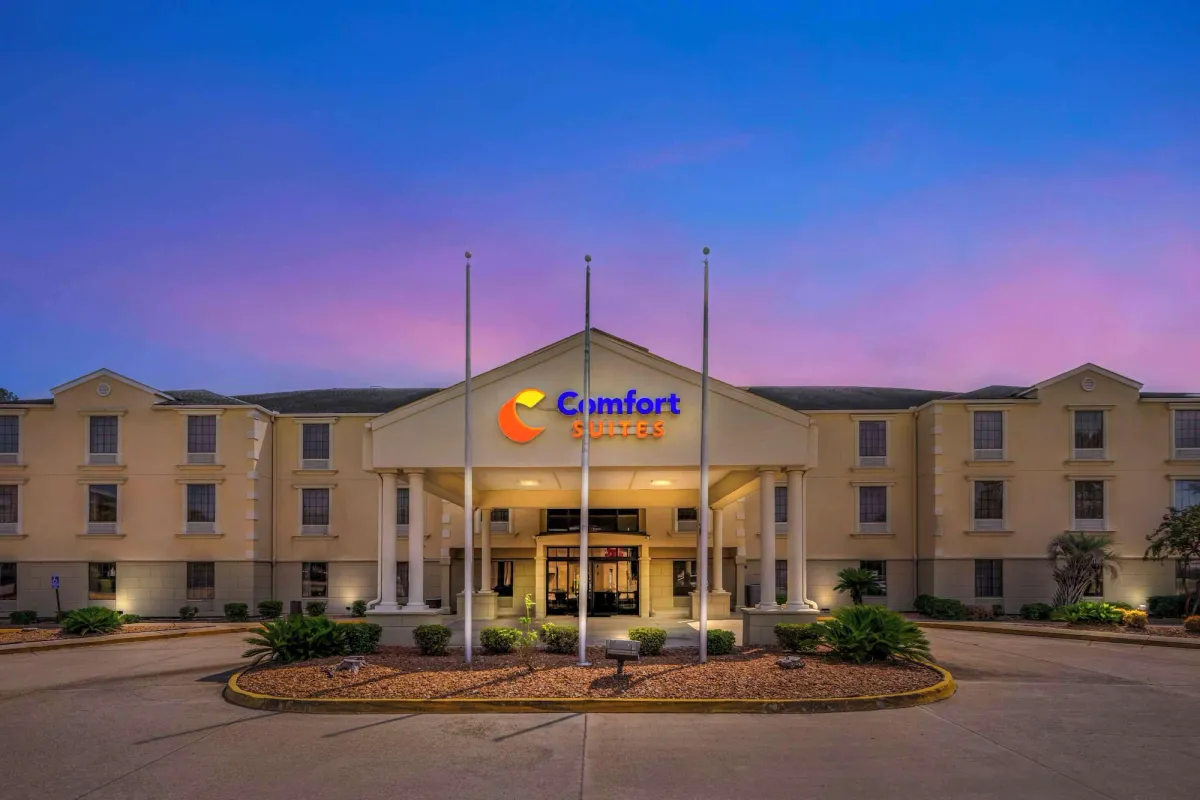 Image of Comfort Suites Port Allen - Baton Rouge