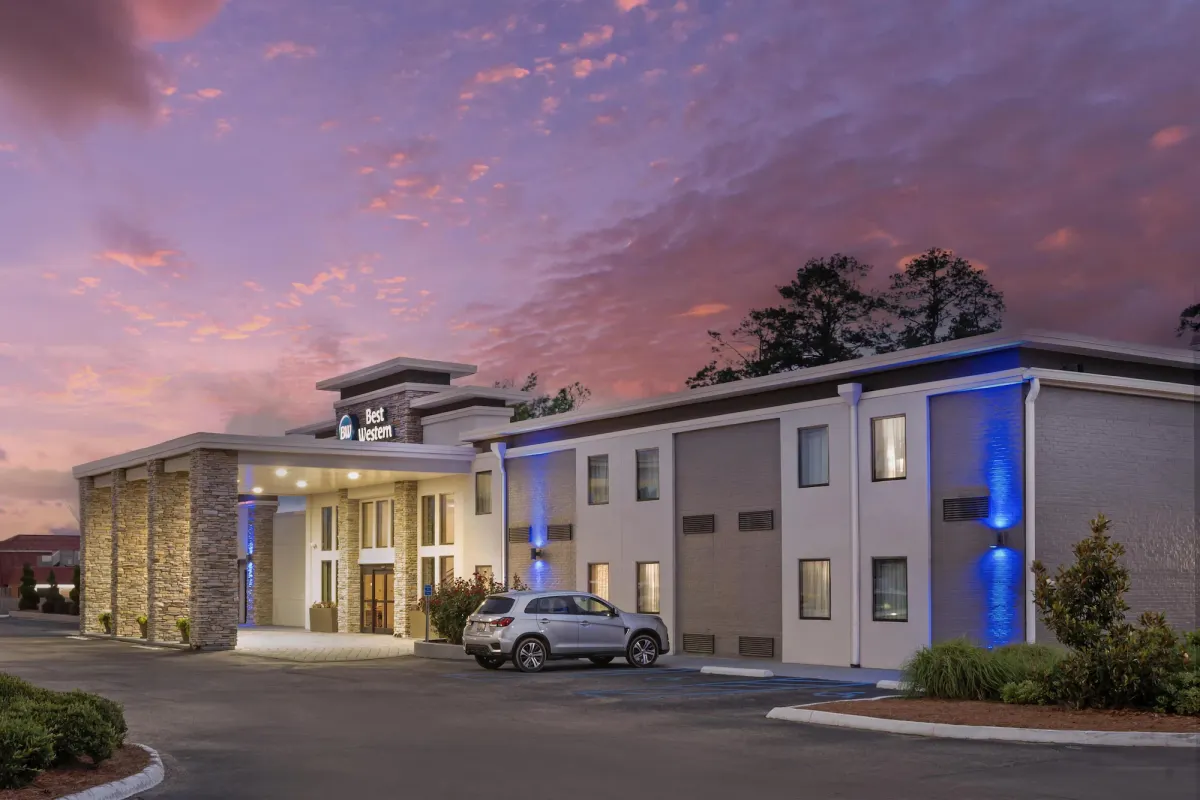 Image of Best Western Brewton Inn
