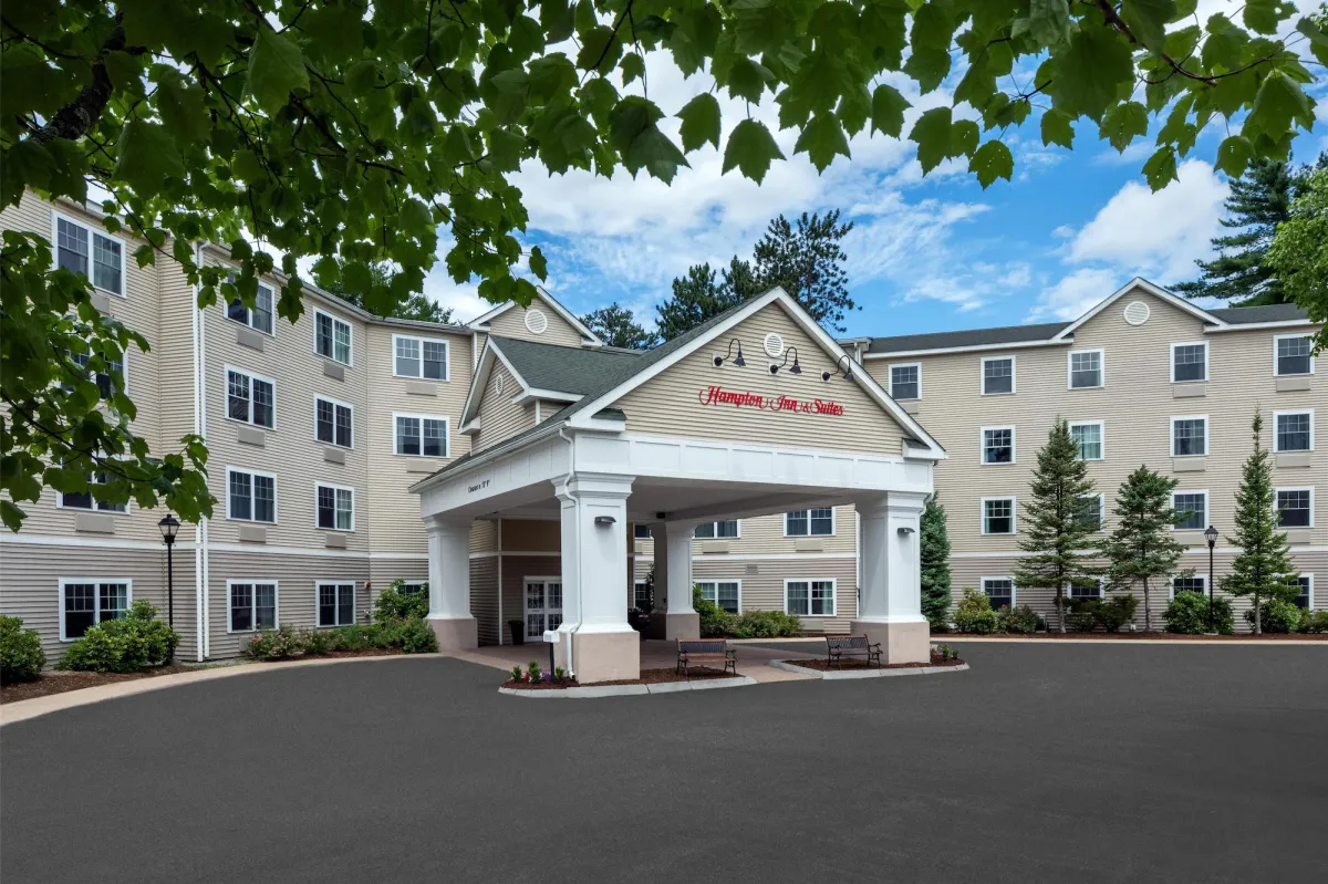 Image of Hampton Inn & Suites North Conway
