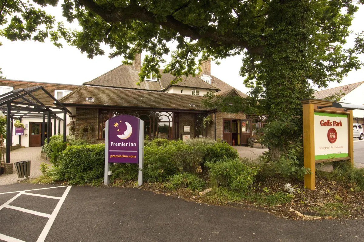 Image of Premier Inn Gatwick Crawley - Goff's Park