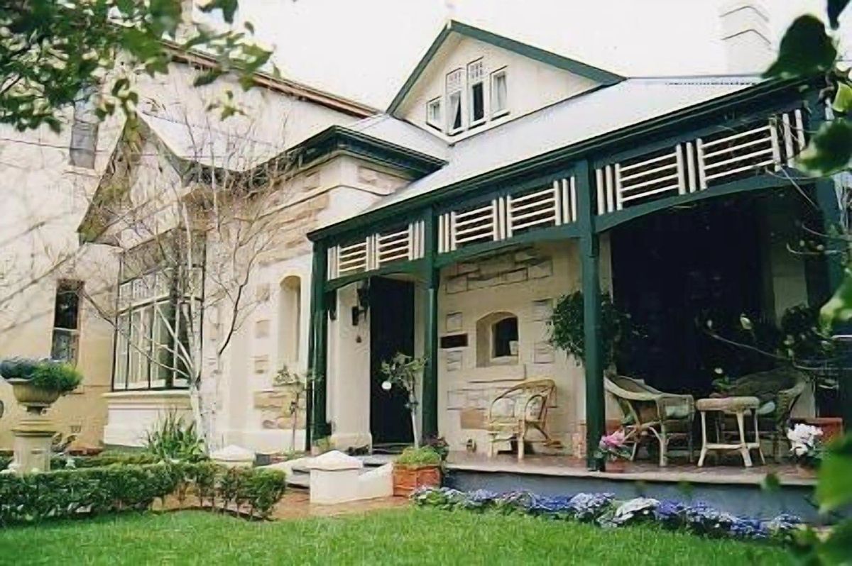 Image of Water Bay Villa Bed & Breakfast