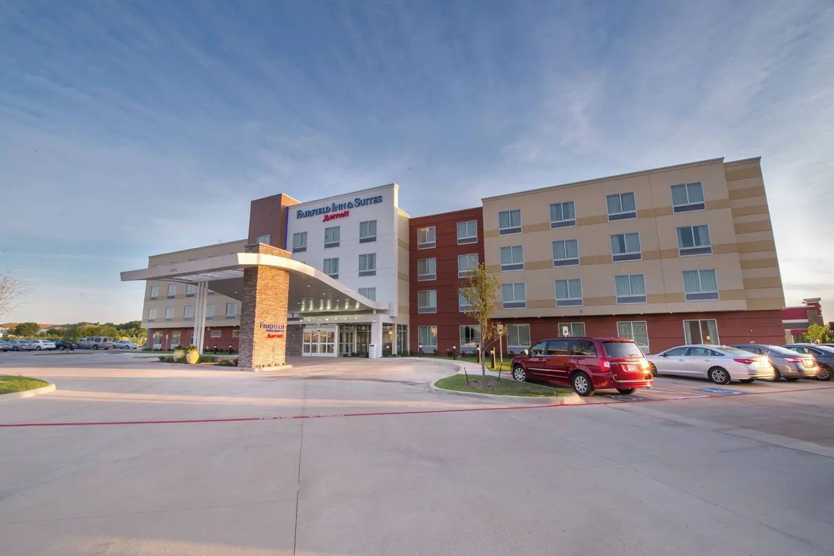 Image of Fairfield Inn & Suites by Marriott Dallas Plano North