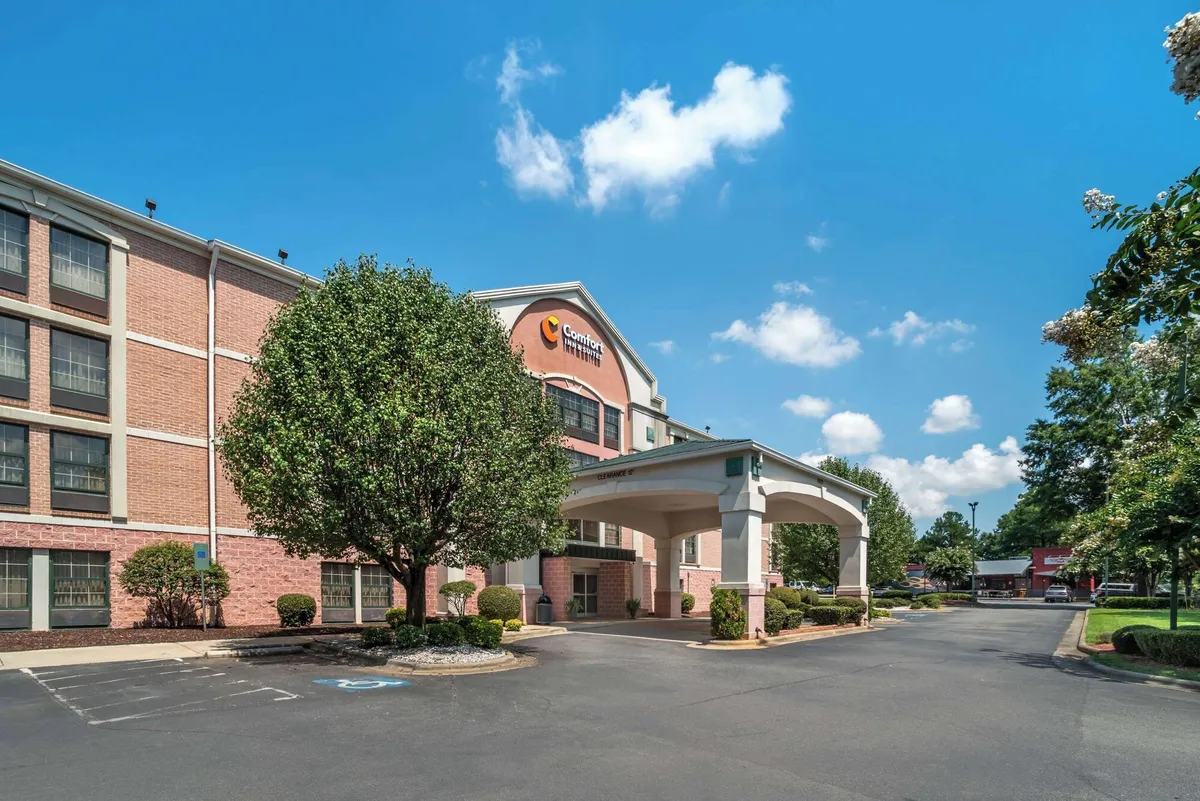 Image of Comfort Inn & Suites Lake Norman