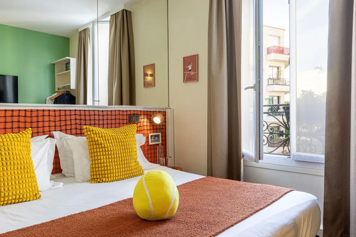 Image of Hotel Olympic Paris Boulogne by Patrick Hayat
