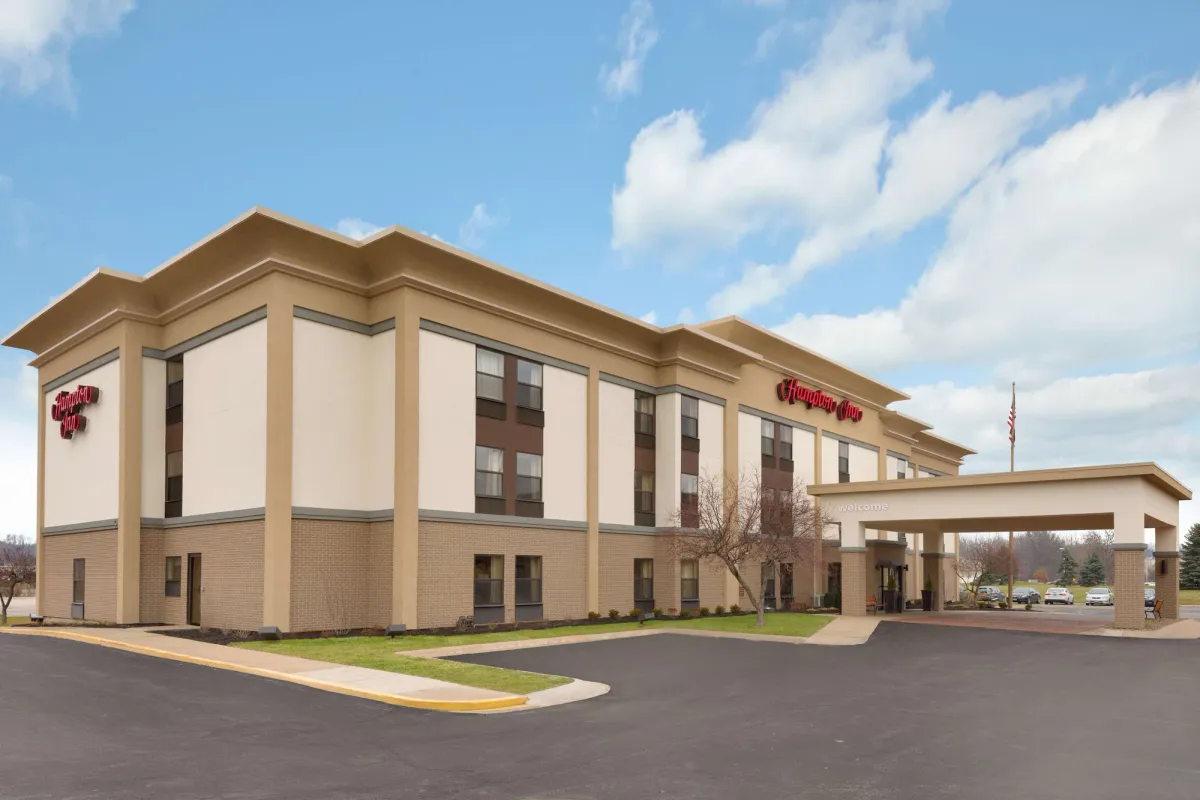Image of Hampton Inn Akron-Fairlawn