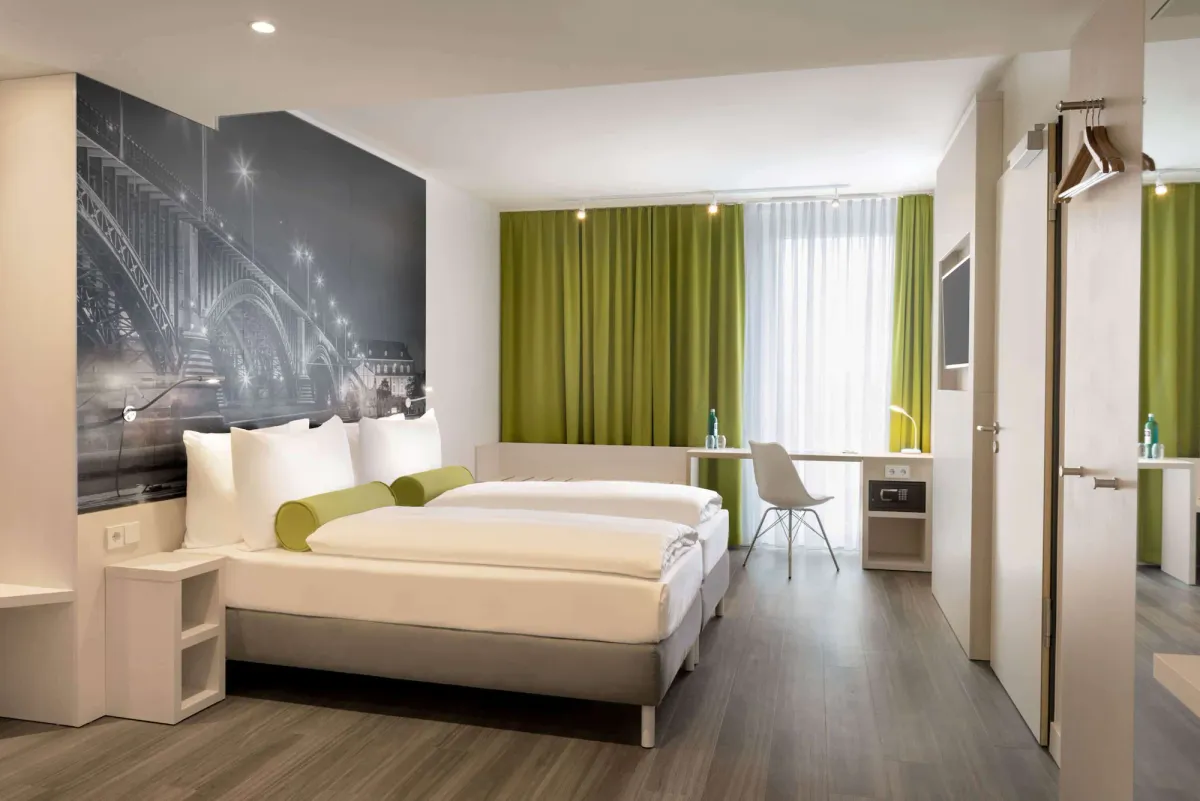 Image of Super 8 by Wyndham Mainz Zollhafen