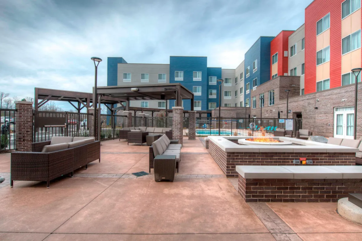 Image of Fairfield Inn & Suites by Marriott Charlotte Airport