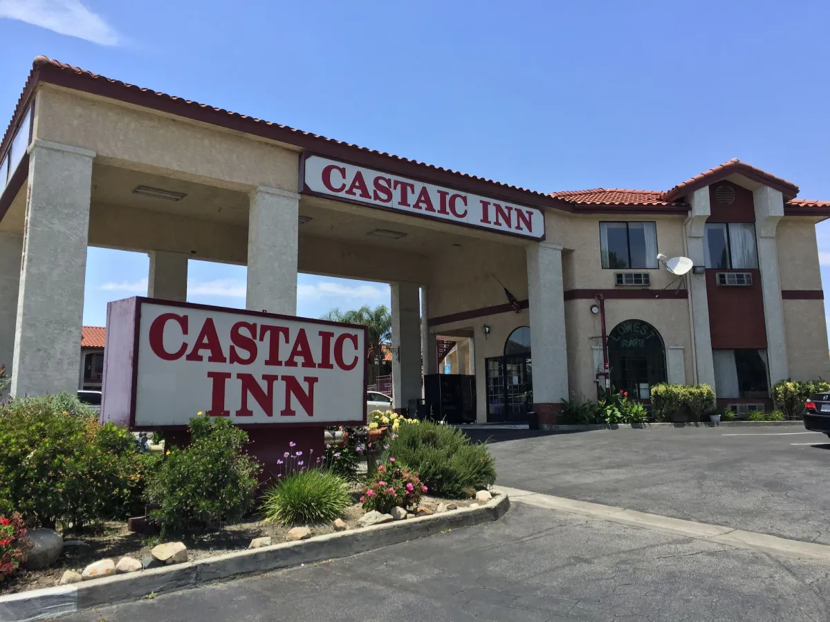 Image of Castaic Inn Six Flags Valencia
