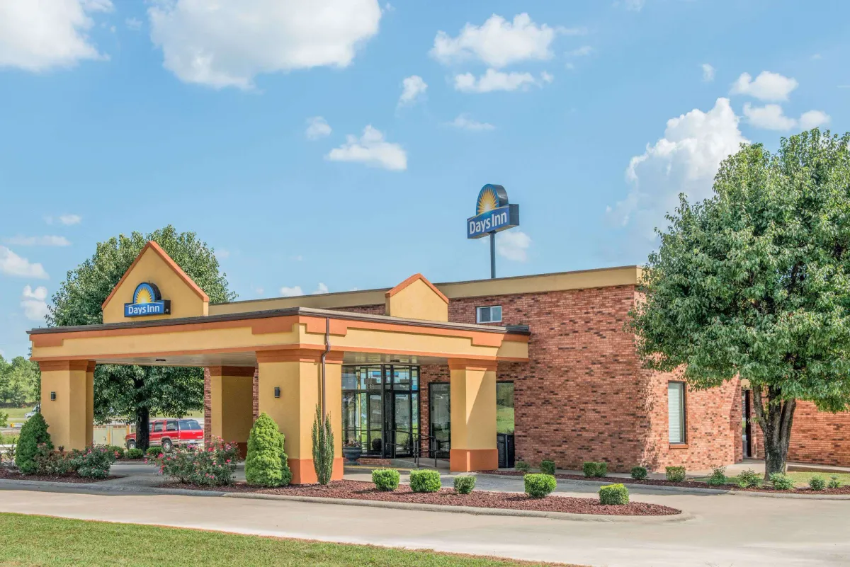 Image of Days Inn by Wyndham Calvert City - Paducah East
