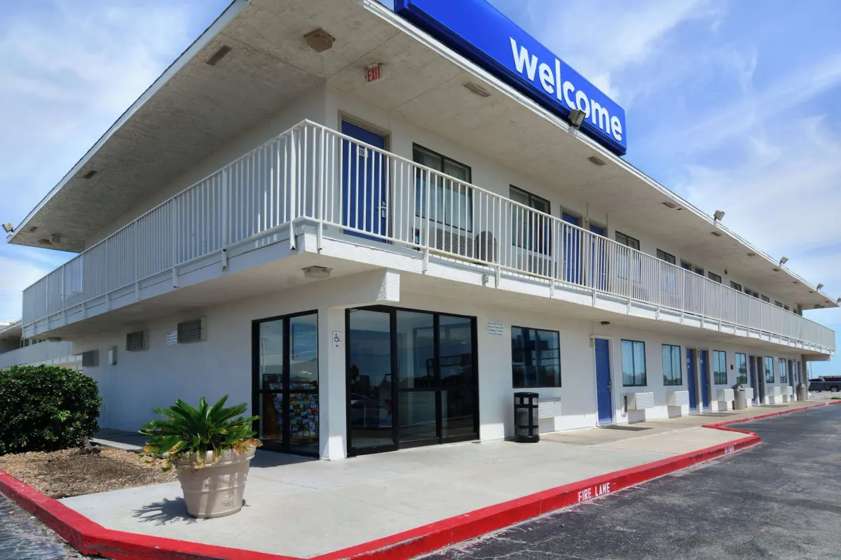 Image of Motel 6-Galveston, TX
