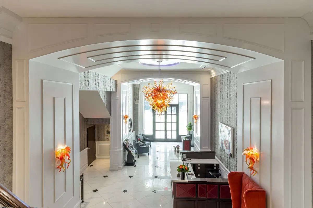 Image of Broadway Plaza Hotel