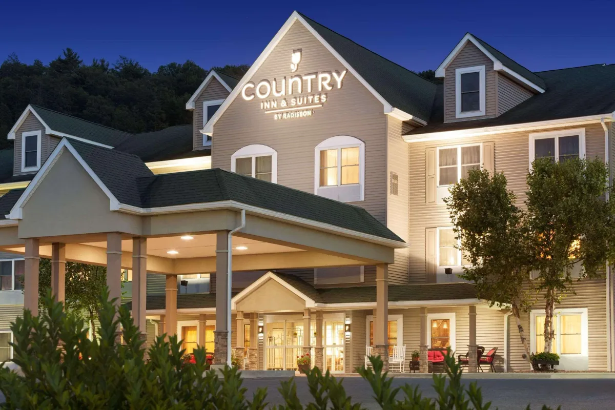 Image of Country Inn & Suites by Radisson, Lehighton-Jim Thorpe, PA