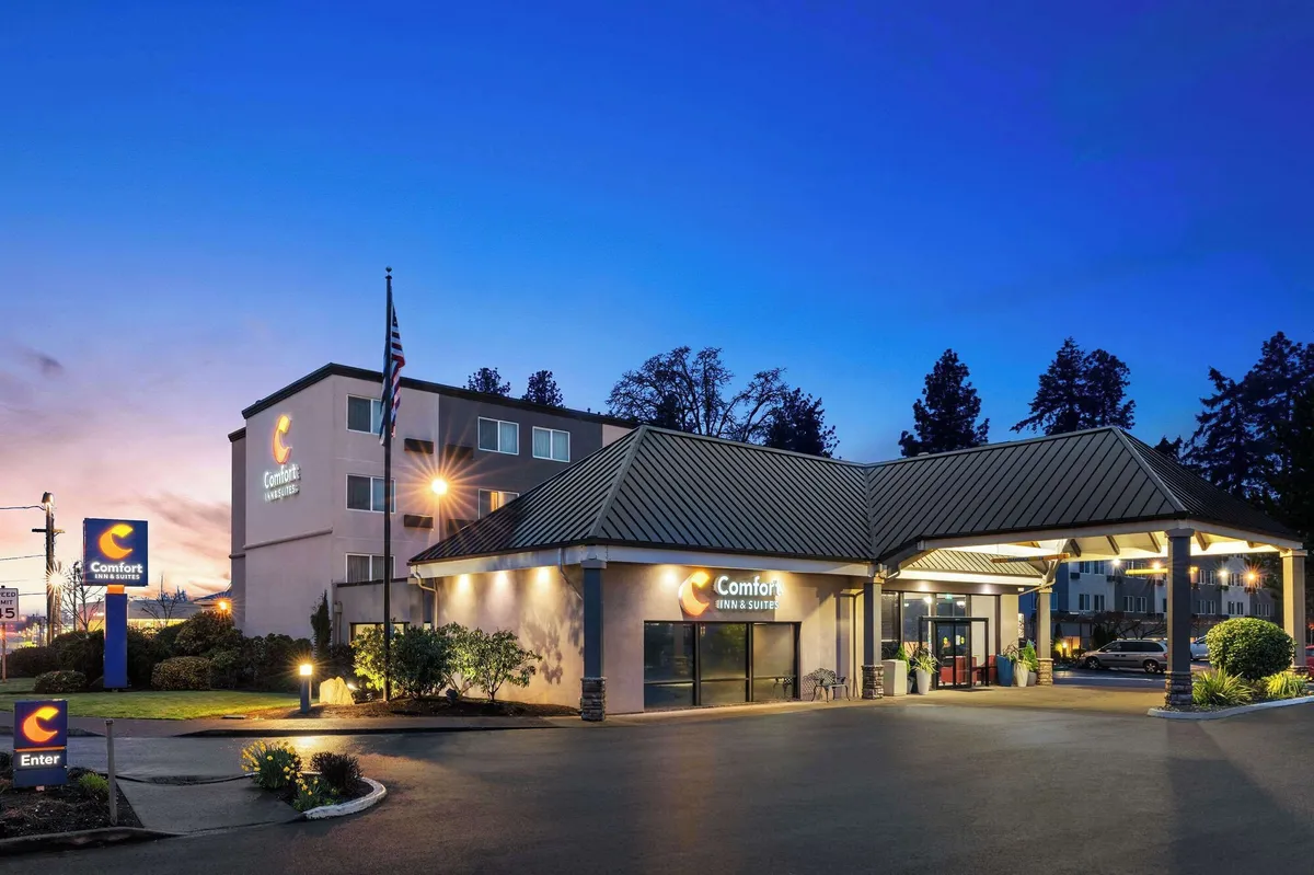 Image of Comfort Inn & Suites Beaverton - Portland West