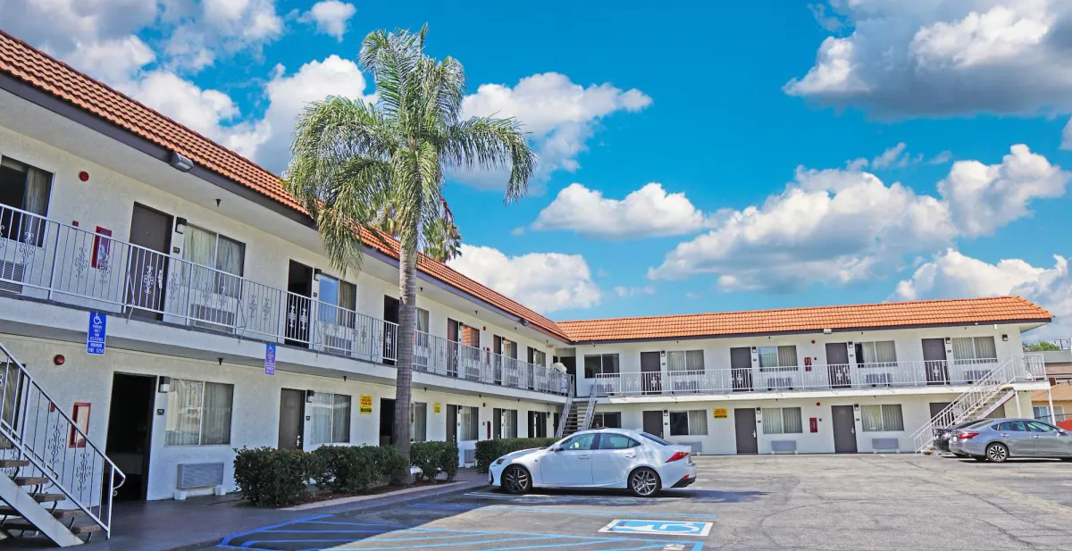 Image of Hawthorne Plaza Inn Near LAX