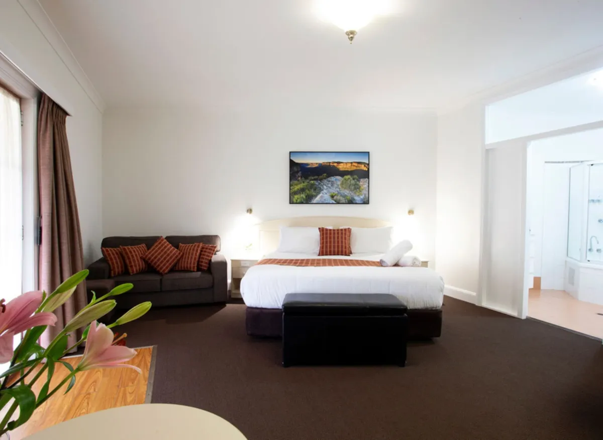 Image of Bowen Inn Motel