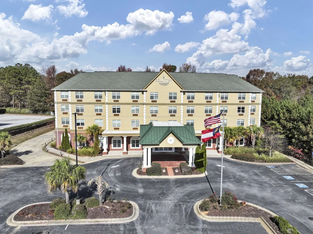Image of Country Inn & Suites by Radisson, Braselton, GA