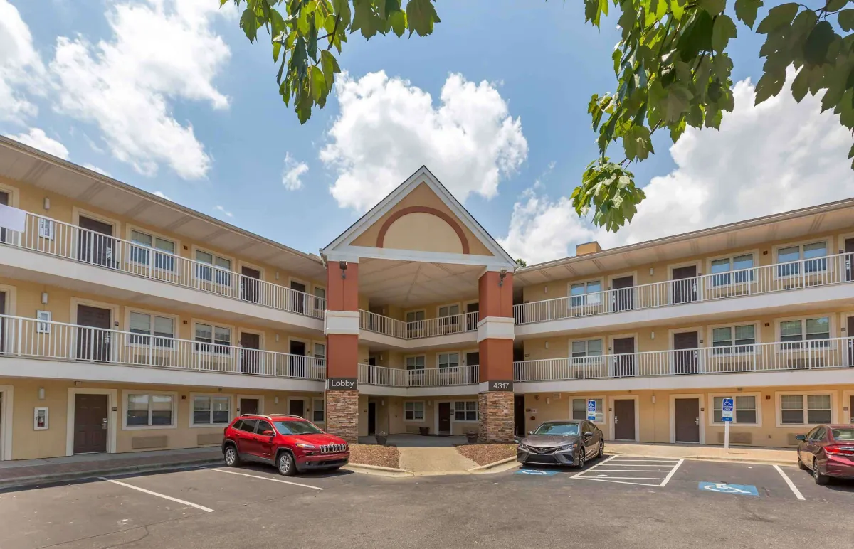 Image of Extended Stay America Select Suites - Greensboro - Wendover Ave - Big Tree Way