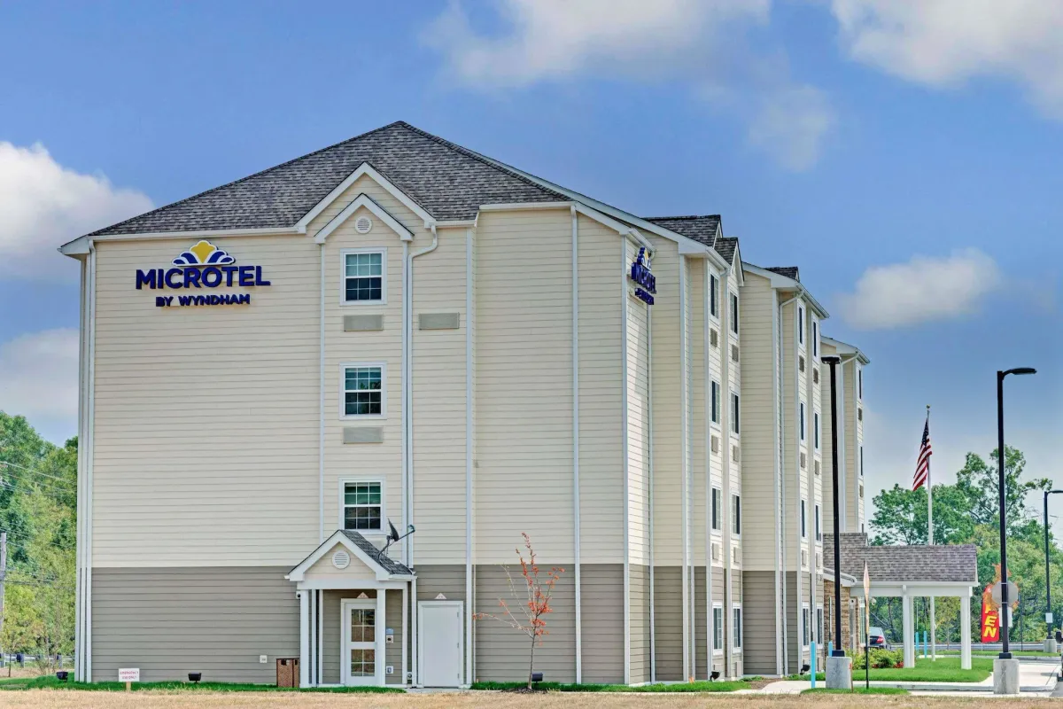 Image of Microtel Inn & Suites by Wyndham Philadelphia Airport Ridley Park
