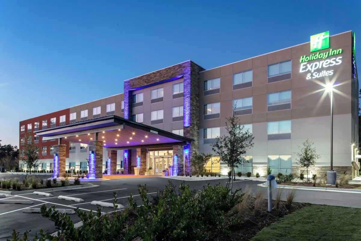 Image of Holiday Inn Express & Suites Wilmington West - Medical Park by IHG
