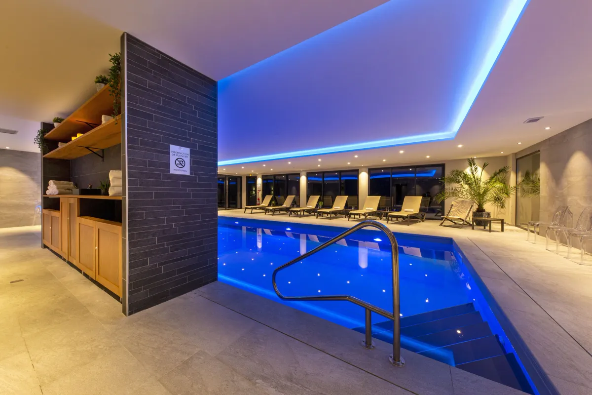Image of Hôtel L'Escale - Piscine & SPA