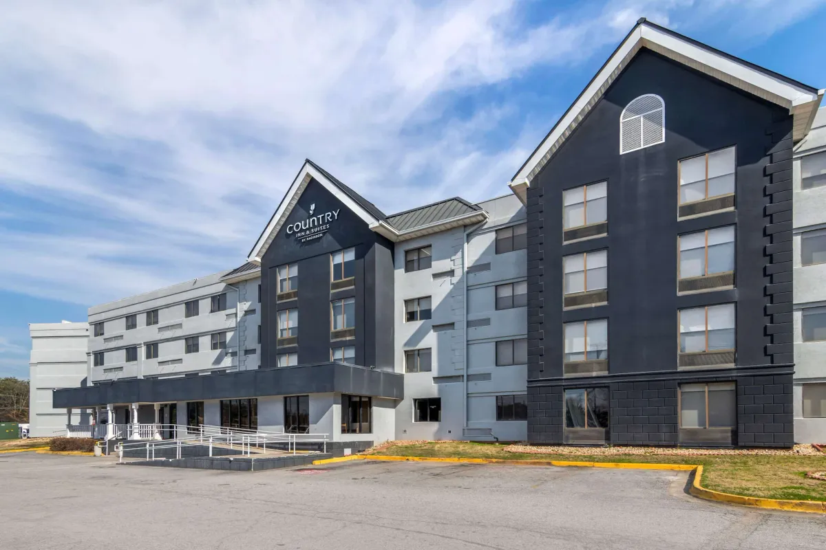 Image of Country Inn & Suites by Radisson, Atlanta Airport South, GA