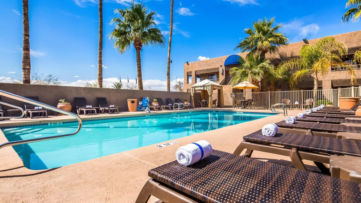 Image of Best Western InnSuites Phoenix Hotel & Suites