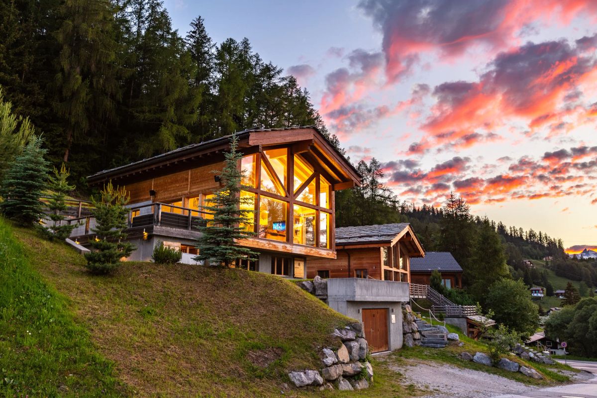 Image of Luxury Spa Chalet with Jacuzzi and Sauna