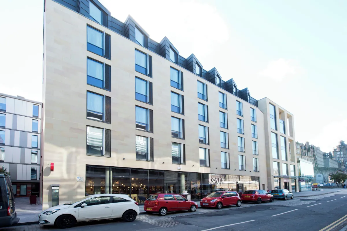 Image of Premier Inn Edinburgh Cc Royal Mile