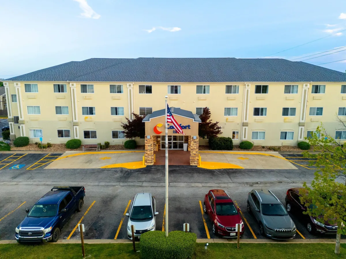 Image of Comfort Inn South Tulsa - Woodland Hills