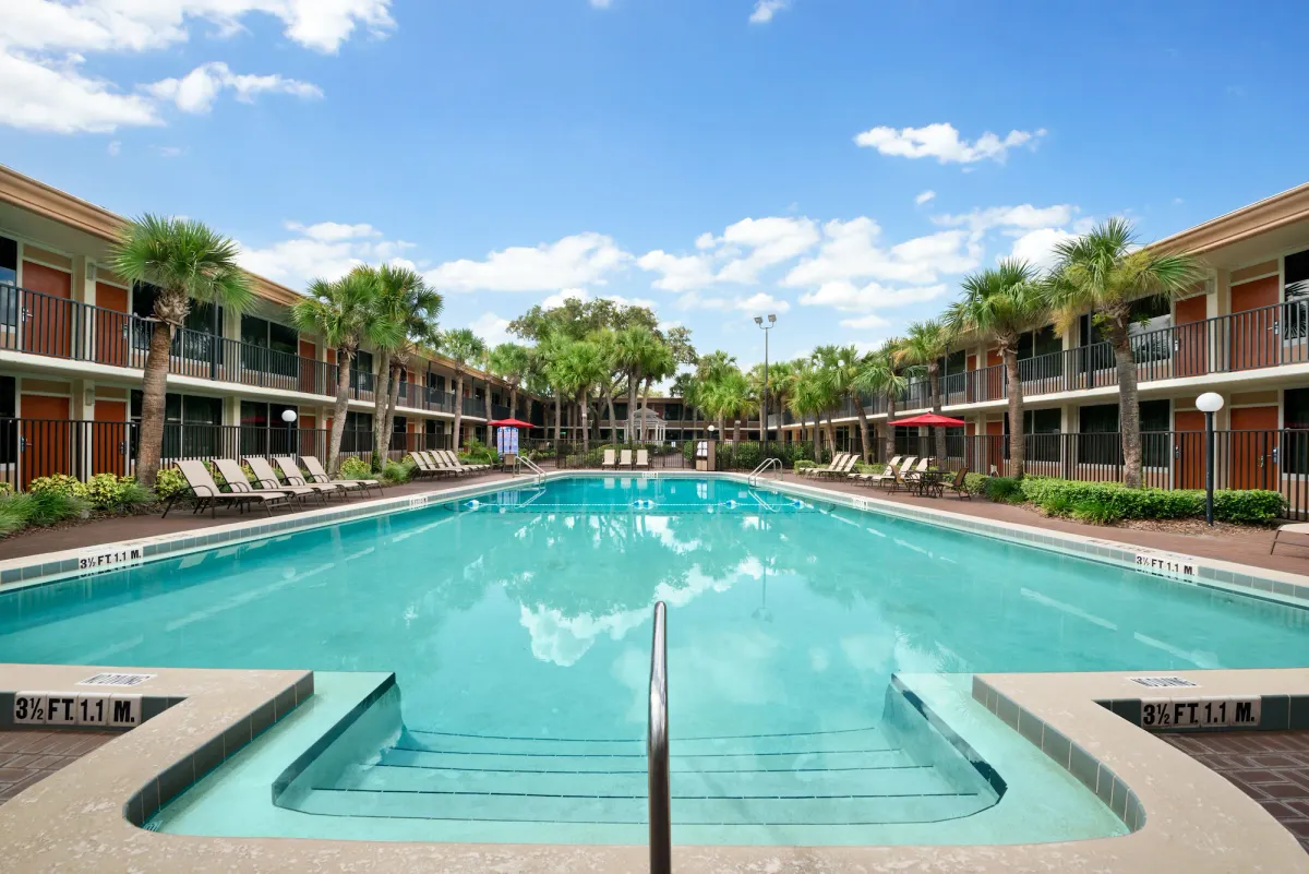Image of Ramada by Wyndham Kissimmee Gateway - Free Theme Park Shuttle