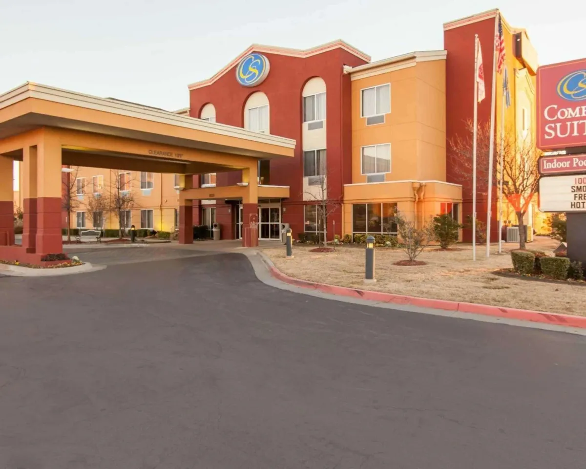 Image of Comfort Suites Central-I-44